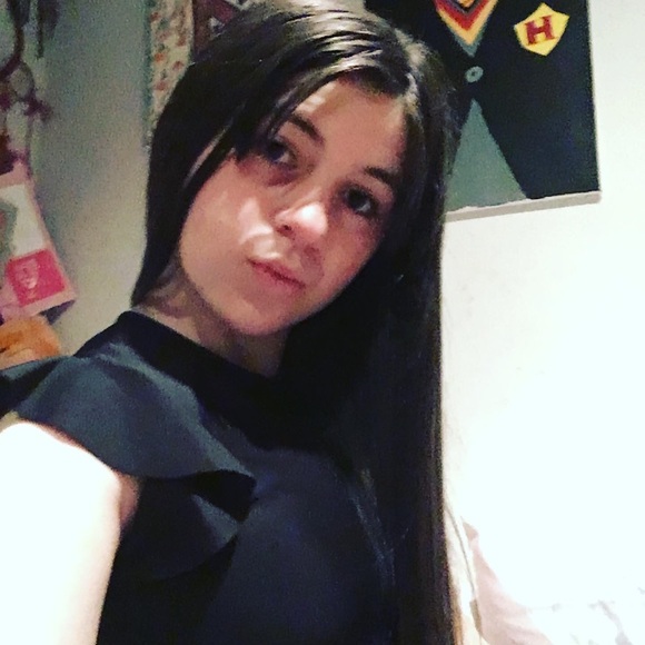 Meet your Posher, 𝑲𝒆𝒊𝒓𝒂 - Picture 1 of 1